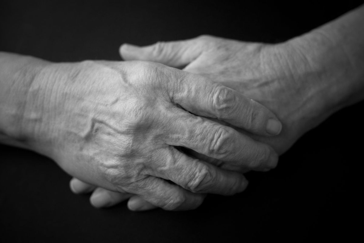 Fotografie ilustrativă pentru ghidul de îngrijire; nu reprezintă Centrul Iris